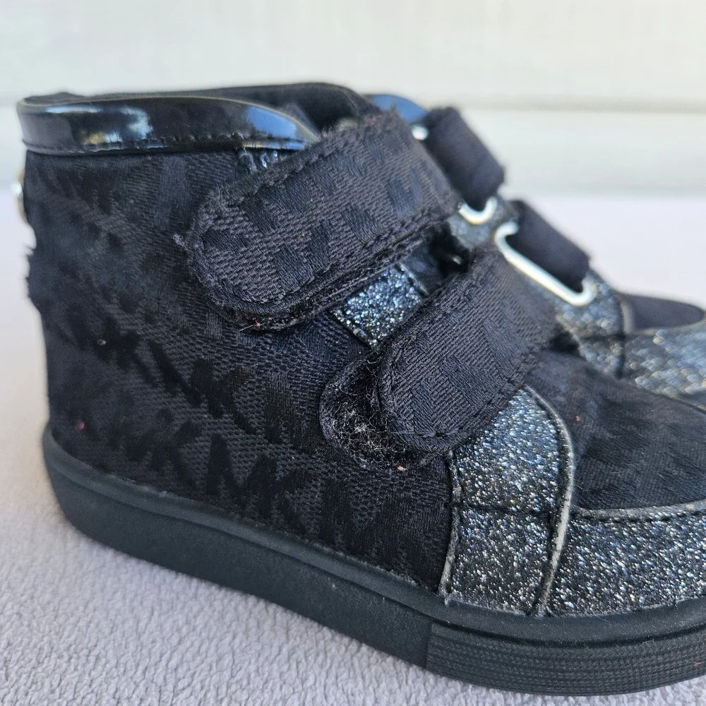 Michael Kors Trina Black Ankle Bootie Boot Girl SZ 6 Hook & Loop Designer
